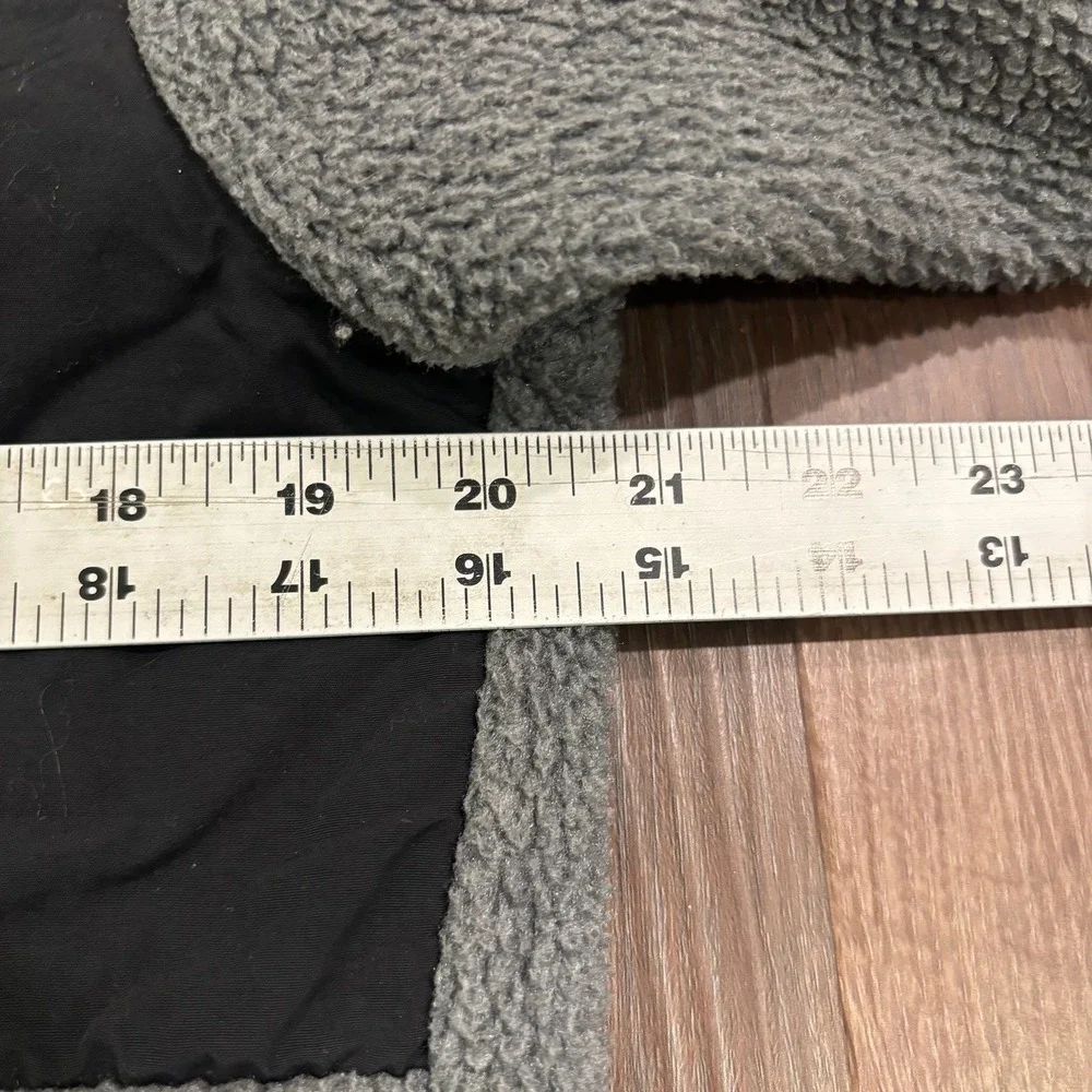 The North Face Boys Youth XL TG Denali Fleece Jacket‎ Full Zip Gray Black
